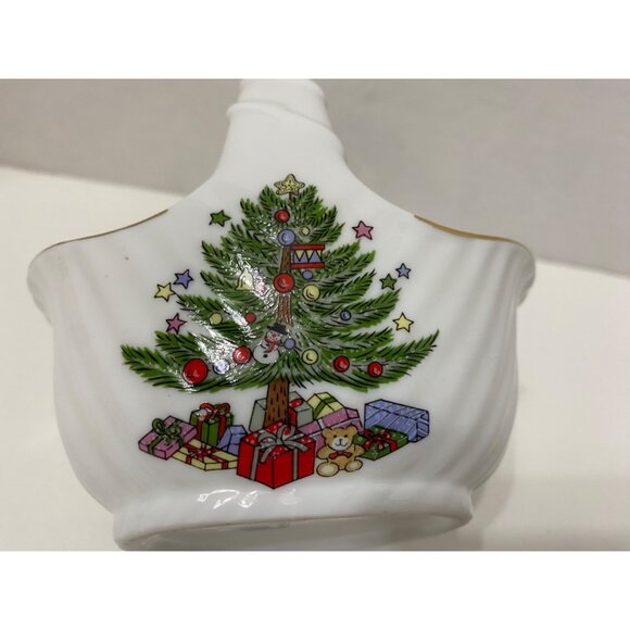 Vintage Christmas Porcelain Basket With Gold Trim & Tree Design Taiwan - Picture 6 of 6